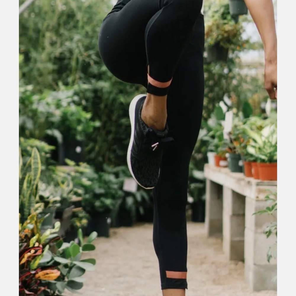 Zyia Active ankle Deluxe High Waist Strap Leggings 8-10